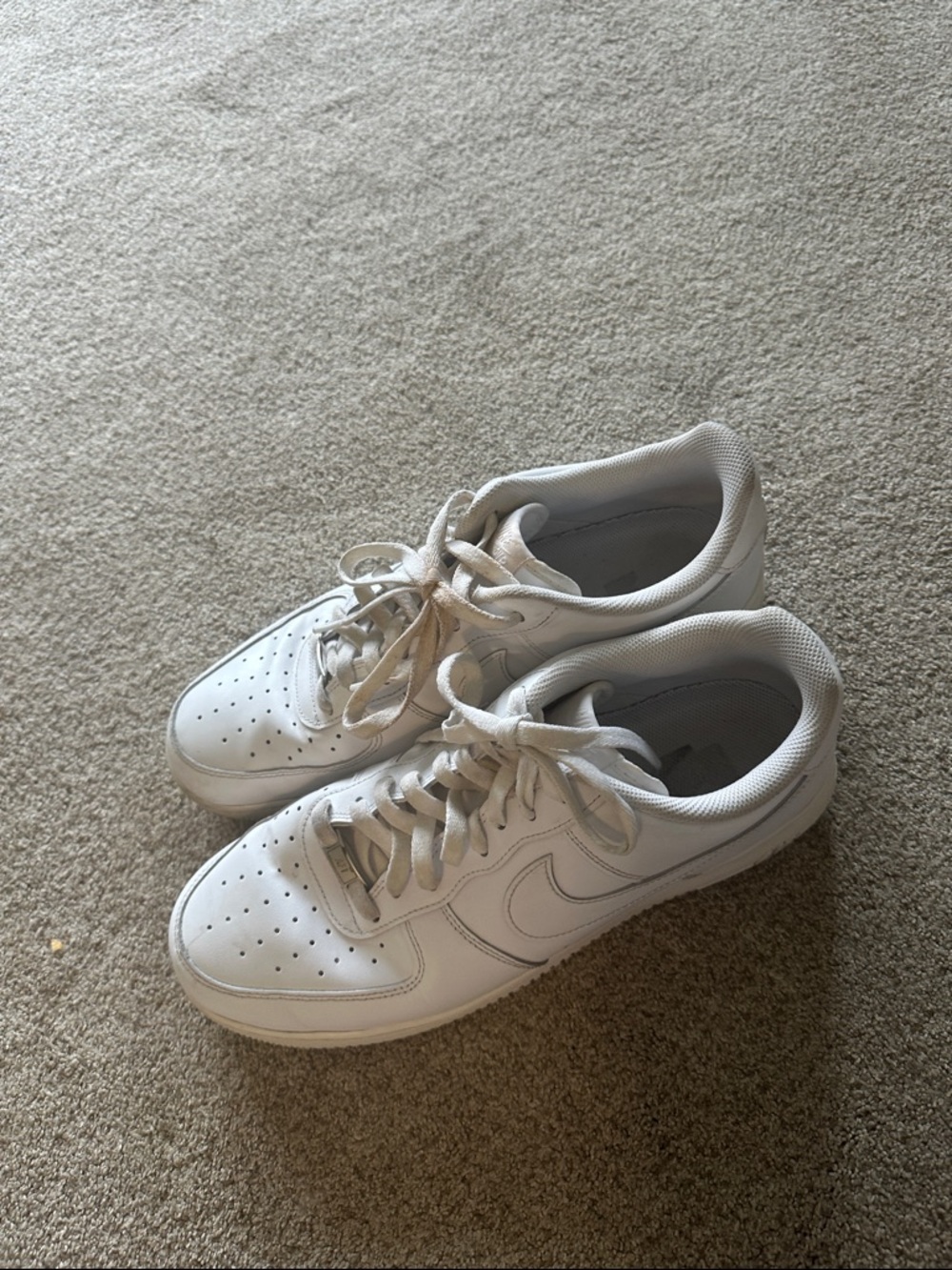 Men’s Nike Air Force All-White Low-Top Sneakers size 13